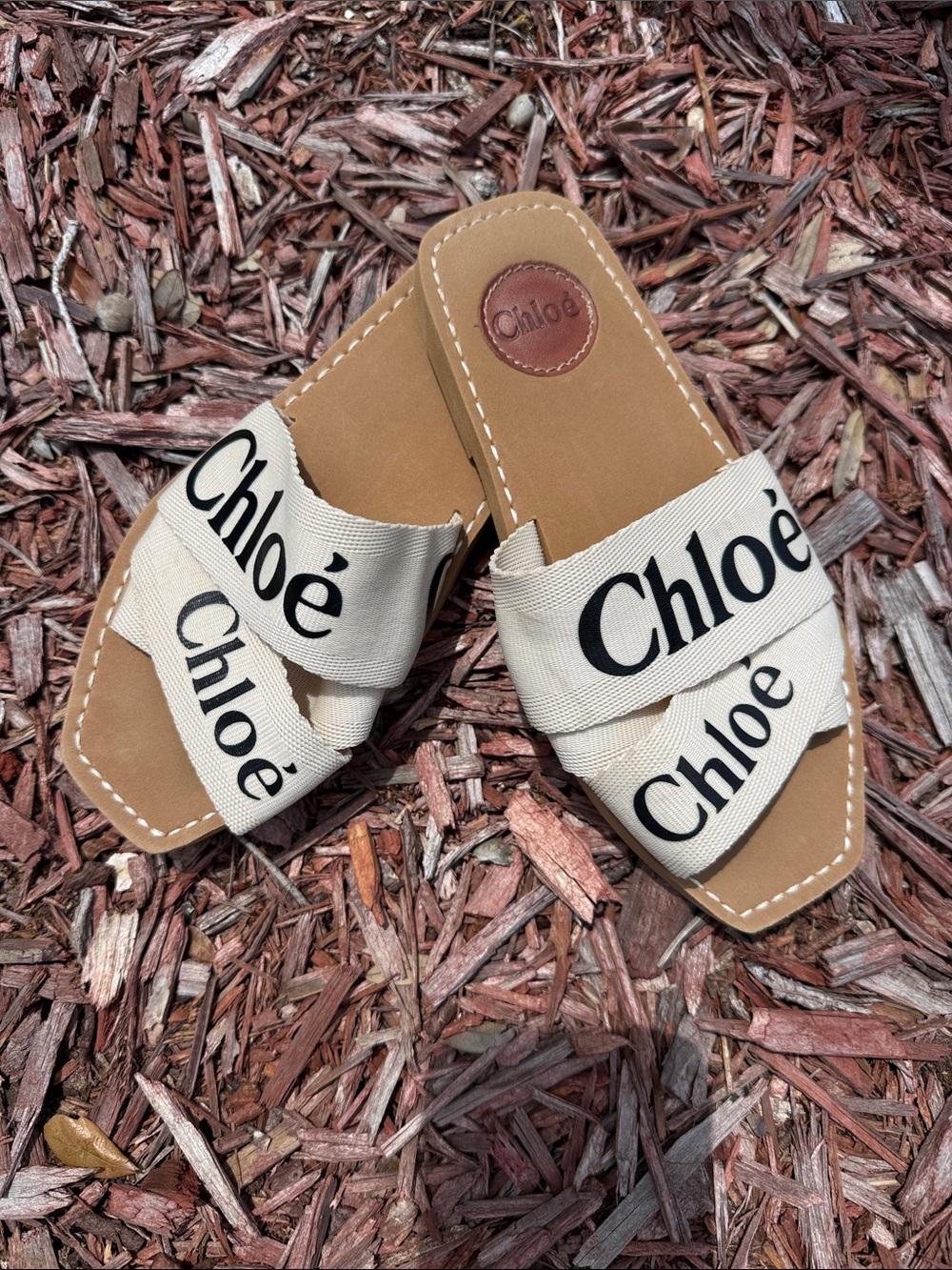 Chloé Cream Logo Ribbon Slide Sandals